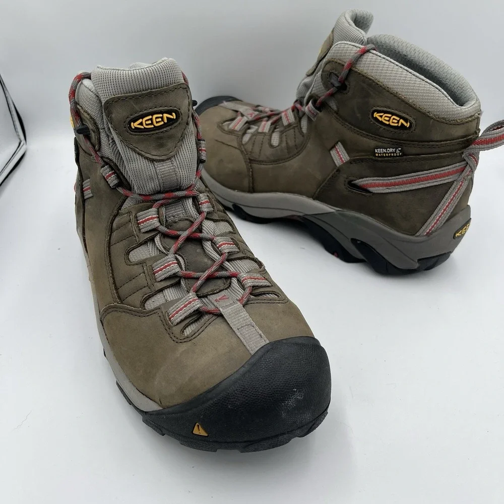 Keen Size 11 US Men's Hiking Boots - Brown Outdoors Mountain Durable Waterproof